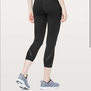 Lululemon Strength & Sweat Crop *23"